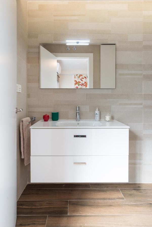 Bhost - Suite La Merced マラガ エクステリア 写真